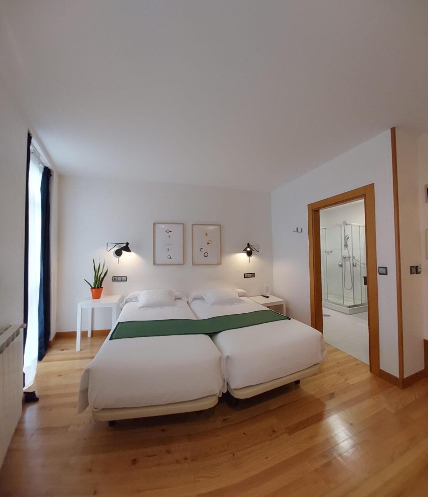 Hotel Nochendi Cangas de Onis Ngoại thất bức ảnh